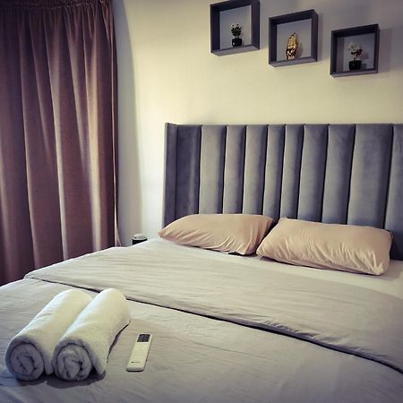Moderne Appartement Au Plein Centre-Ville En Face Hilton & La Gare De Train Tgv Avec Climatisation Tanca Dış mekan fotoğraf