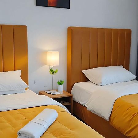 Moderne Appartement Au Plein Centre-Ville En Face Hilton & La Gare De Train Tgv Avec Climatisation Tanca Dış mekan fotoğraf