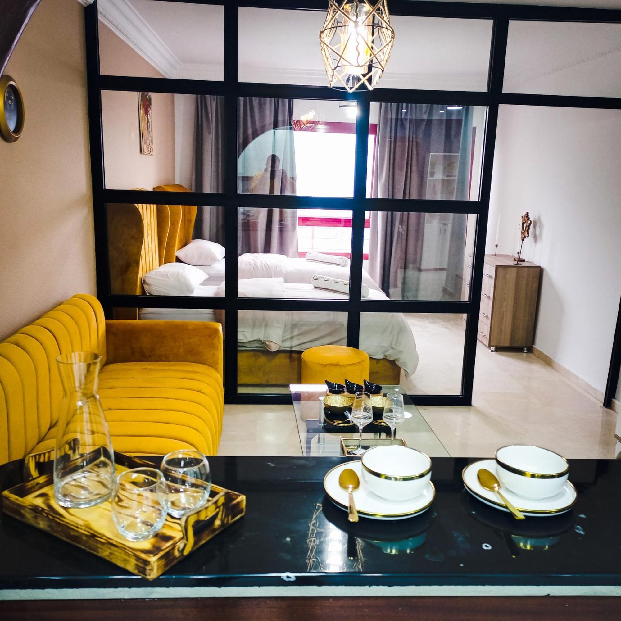 Moderne Appartement Au Plein Centre-Ville En Face Hilton & La Gare De Train Tgv Avec Climatisation Tanca Dış mekan fotoğraf