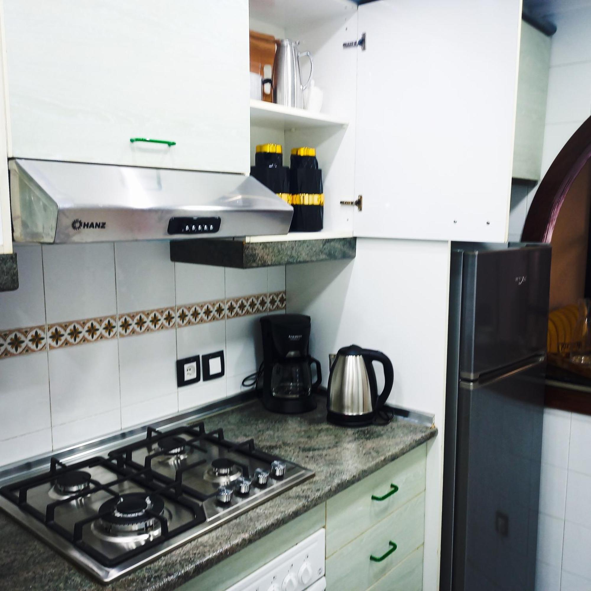 Moderne Appartement Au Plein Centre-Ville En Face Hilton & La Gare De Train Tgv Avec Climatisation Tanca Dış mekan fotoğraf